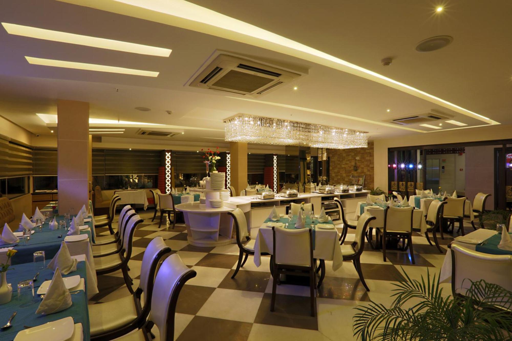 Hotel Luxury Stay Delhi Airport Нью-Дели Экстерьер фото