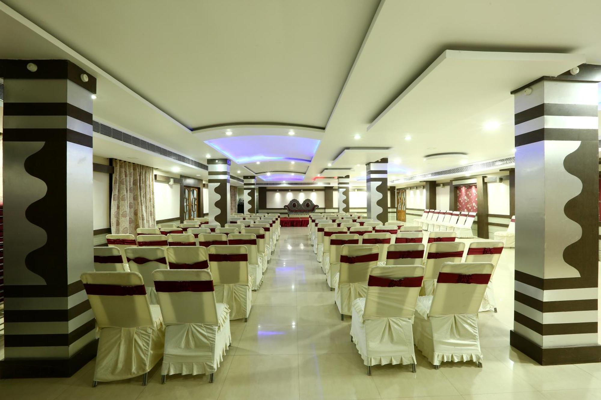 Hotel Luxury Stay Delhi Airport Нью-Дели Экстерьер фото