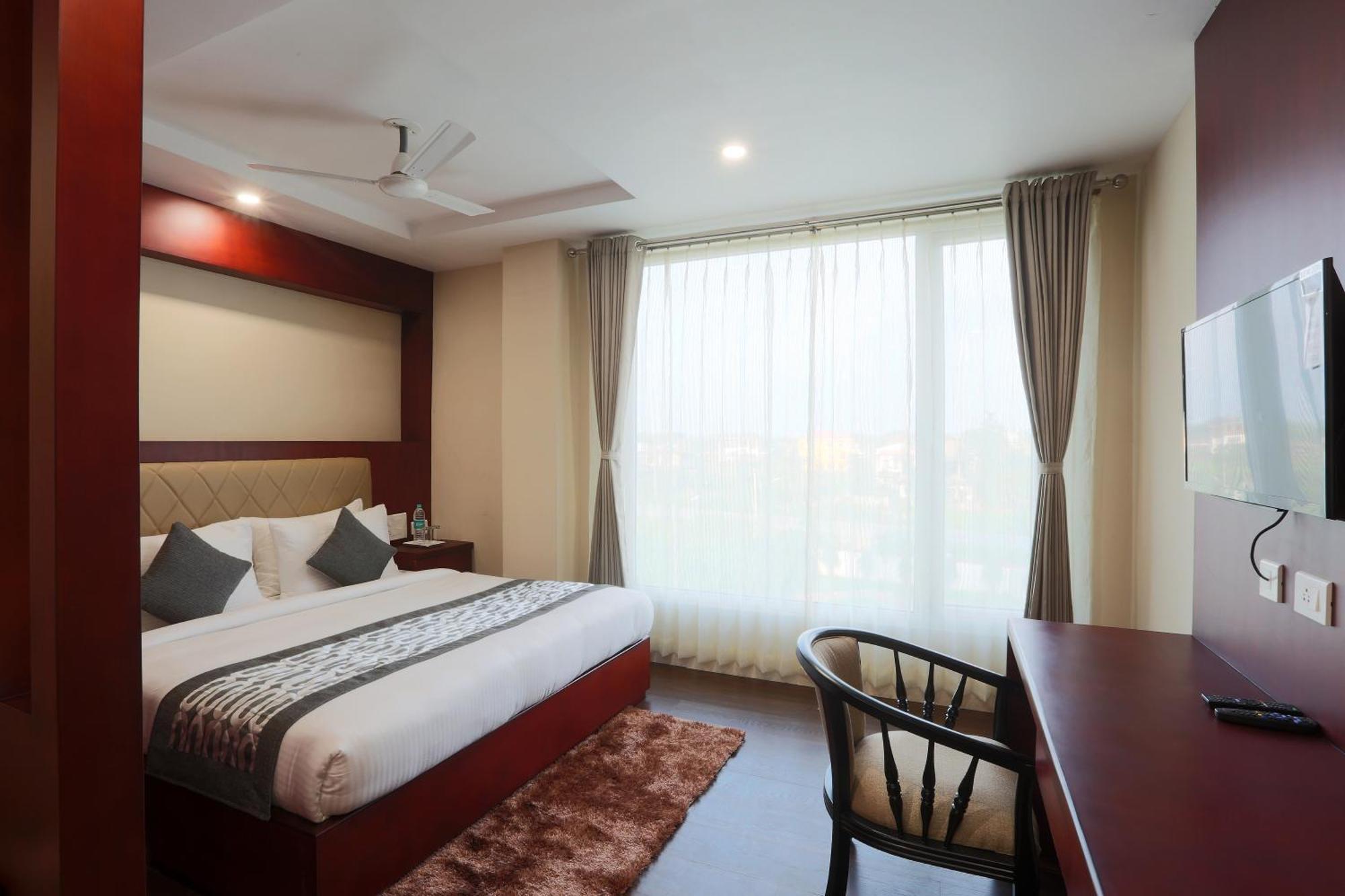 Hotel Luxury Stay Delhi Airport Нью-Дели Экстерьер фото