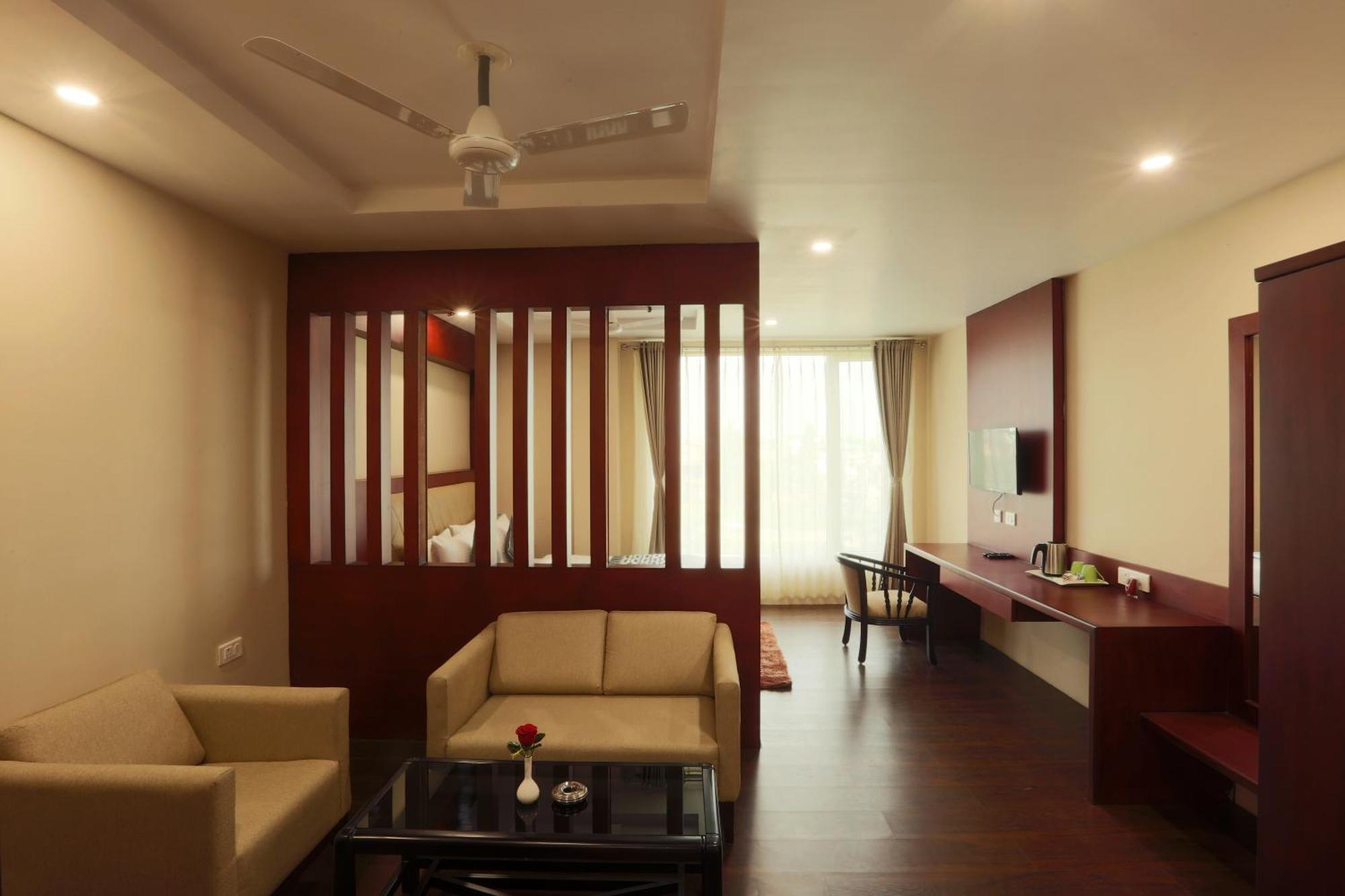Hotel Luxury Stay Delhi Airport Нью-Дели Экстерьер фото