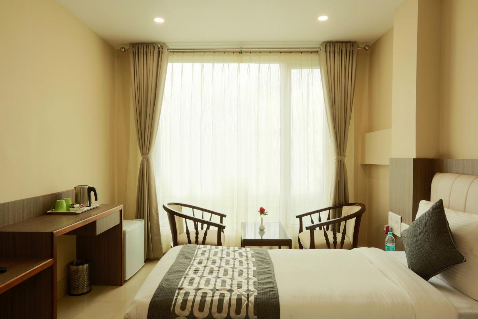 Hotel Luxury Stay Delhi Airport Нью-Дели Экстерьер фото