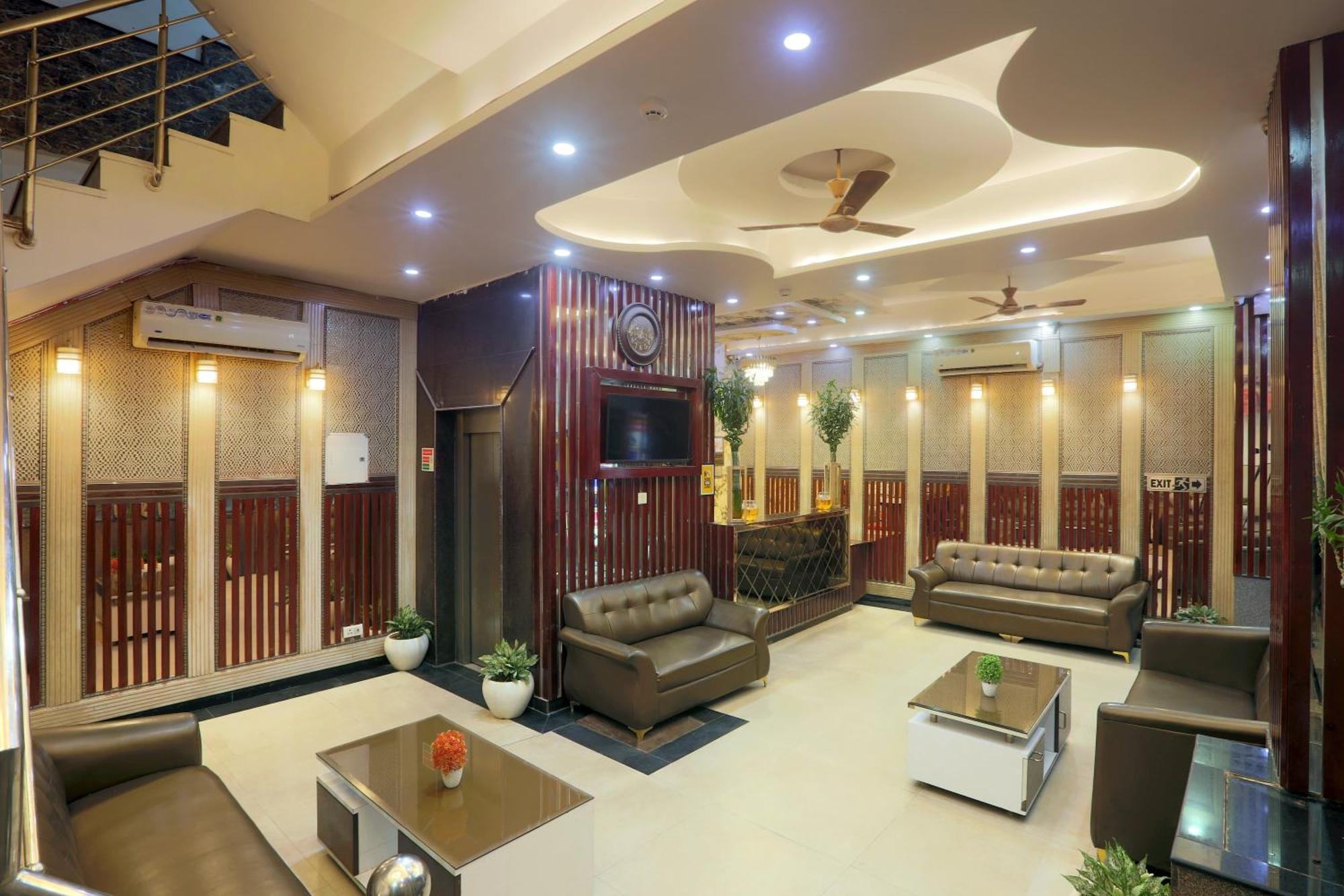 Hotel Luxury Stay Delhi Airport Нью-Дели Экстерьер фото