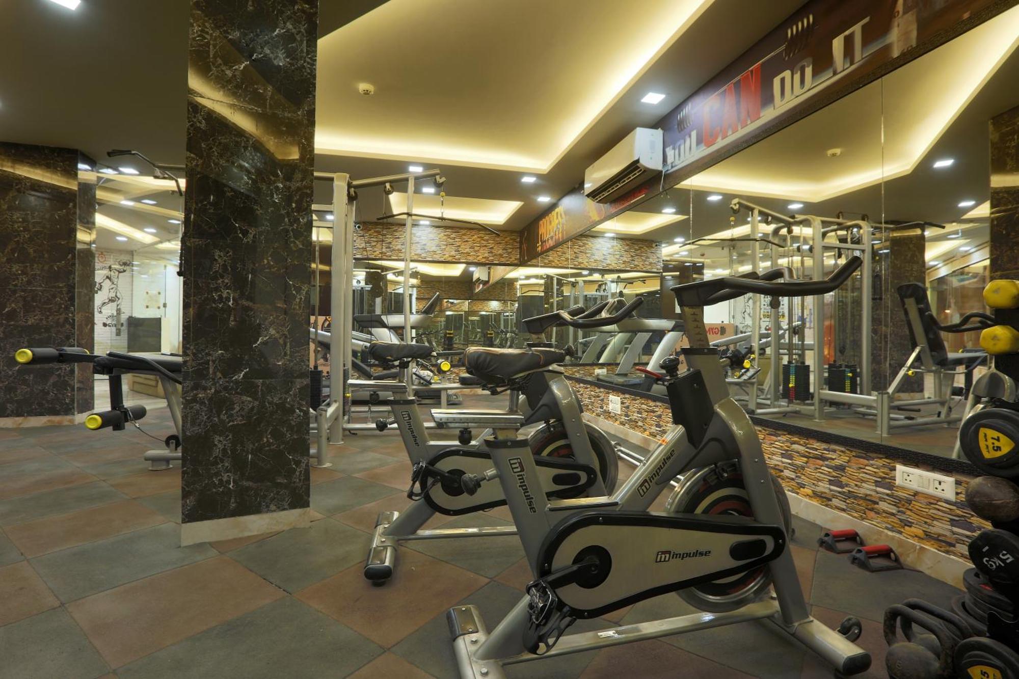 Hotel Luxury Stay Delhi Airport Нью-Дели Экстерьер фото
